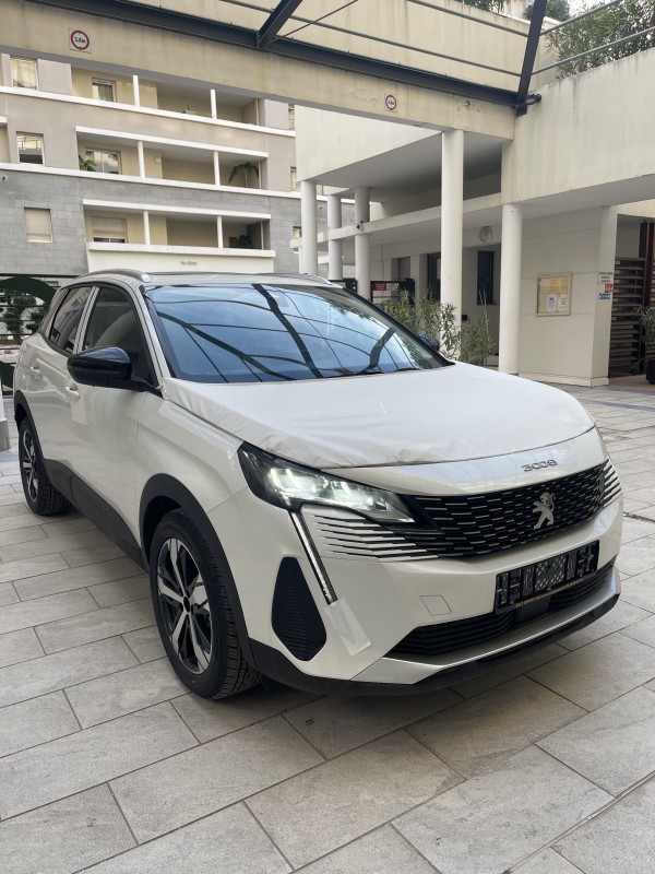 PEUGEOT 3008 DIESEL EAT8 BHDI PANO 130 CH  Export Algérie
3008