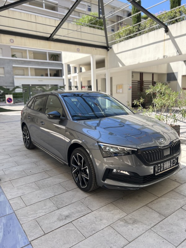 Skoda scala 1.0 TSI Monte carlo 
Toit panoramique 
Export Algérie 
Prix Hors Taxes
