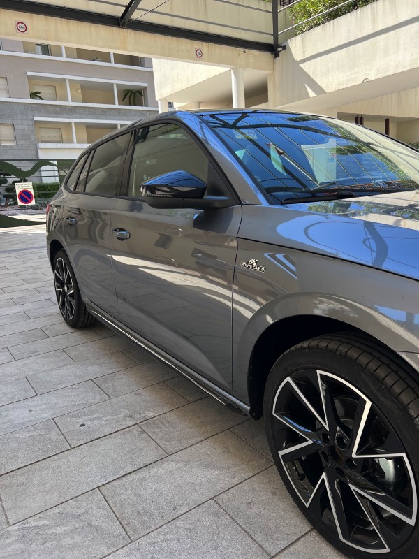 Skoda scala 1.0 TSI Monte carlo 
Toit panoramique 
Export Algérie 
Prix Hors Taxes