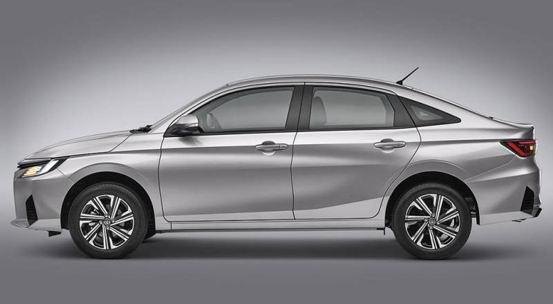 TOYOTA YARIS EXPORT ALGÉRIE SEDAN AUTOMATIQUE 1.5 109 CH