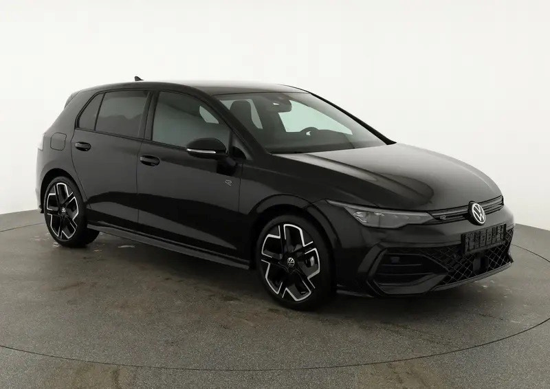 Volkswagen Golf Vlll ( ALLEMAGNE ) 1.5 eTSI DSG R-Line EXPORT EN ALGERIE HORS -TAXES VÉHICULE 100% ALLEMAND