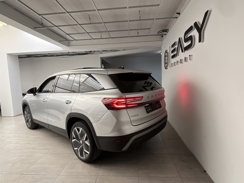 Nouveau Skoda Kodiaq (EUROPÉEN) TSI 150 DSG Panoramique   7 places EXPORT HORS  TAXES ALGERIE VÉHICULE 100% EUROPÉEN