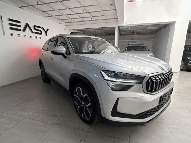 Nouveau Skoda Kodiaq (EUROPÉEN) TSI 150 DSG Panoramique   7 places EXPORT HORS  TAXES ALGERIE VÉHICULE 100% EUROPÉEN
