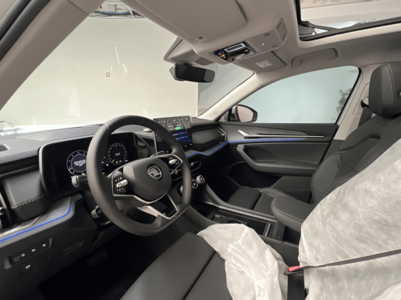 Nouveau Skoda Kodiaq (EUROPÉEN) TSI 150 DSG Panoramique   7 places EXPORT HORS  TAXES ALGERIE VÉHICULE 100% EUROPÉEN