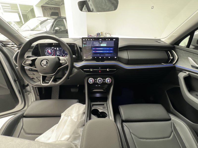Nouveau Skoda Kodiaq (EUROPÉEN) TSI 150 DSG Panoramique   7 places EXPORT HORS  TAXES ALGERIE VÉHICULE 100% EUROPÉEN