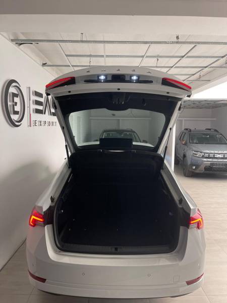 Skoda Octavia 1.5 TSI 150 CH DSG Finition Selection export Allemagne Algérie HT