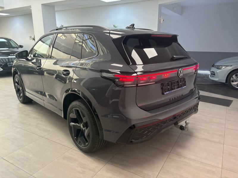 VOLKSWAGEN TIGUAN TDI 2.0 DSG 193 CH R-LINE FULL BLACK ALGÉRIE HORS TAXE