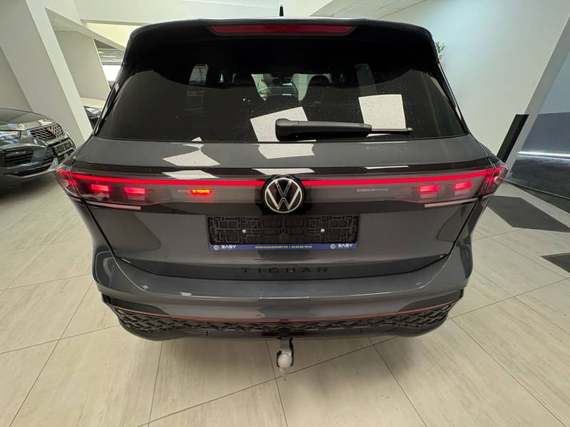 VOLKSWAGEN TIGUAN TDI 2.0 DSG 193 CH R-LINE FULL BLACK ALGÉRIE HORS TAXE