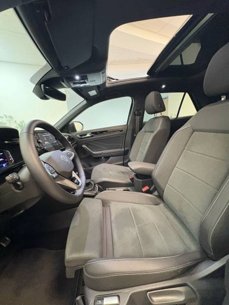 VOLKSWAGEN T-ROC FULL BLACK TOUTES OPTIONS  R-LINE ALLEMAND 1.5 TSI 150 CH BOITE VITESSE AUTOMATIQUE