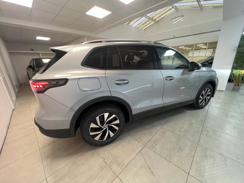 VOLKSWAGEN TIGUAN BUSINESS TDI DIESEL 150 CH