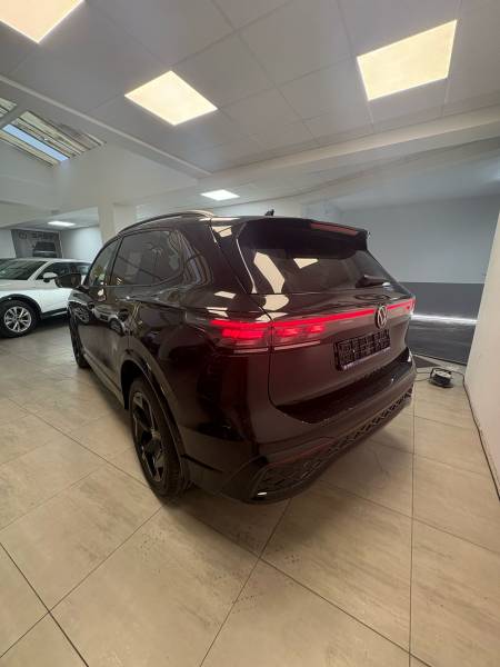 VOLKSWAGEN TIGUAN TDI 2.0 DSG R-LINE 193 CH FULL BLACK EXPORT ALGÉRIE HORS TAXE