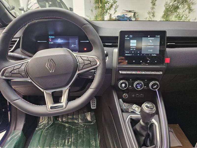 CLIO 5 ALPINE DIESEL EXPORT ALGERIE 