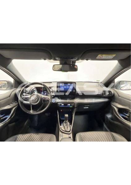 TOYOTA YARIS HYBRIDE MY22 2022 116H COLLECTION DEDOUANEMENT -3ANS 