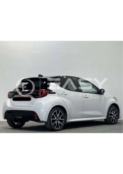 TOYOTA YARIS HYBRIDE MY22 2022 116H COLLECTION DEDOUANEMENT -3ANS 